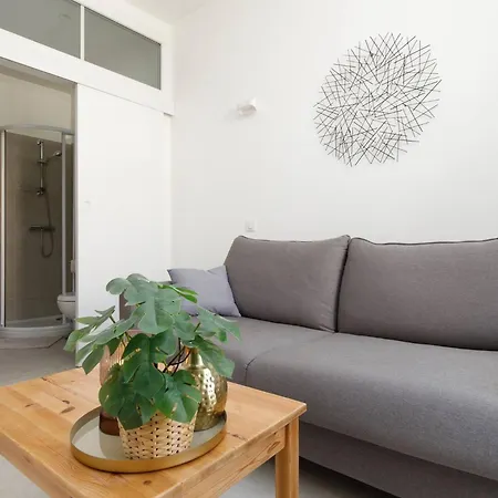 Petit Bijou De La Vieille Antibes