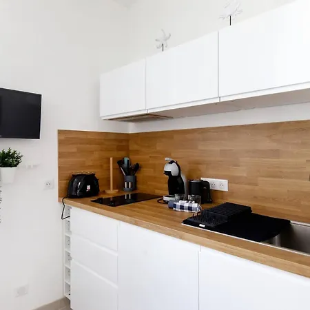 Petit Bijou De La Vieille *