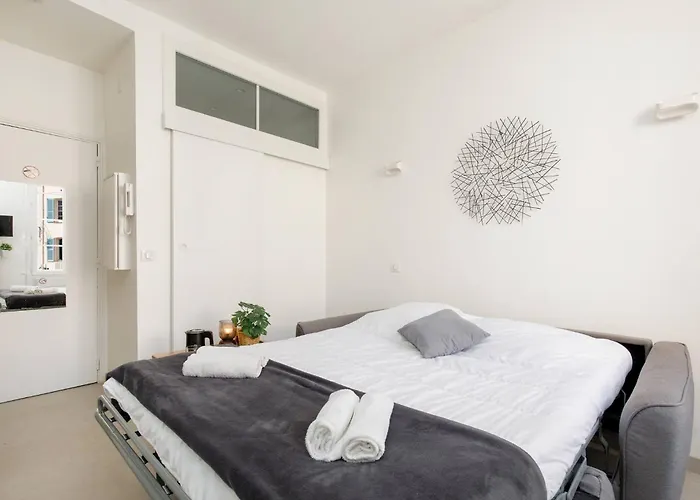 Petit Bijou De La Vieille Antibes